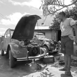 2CV chez Mamy Jean